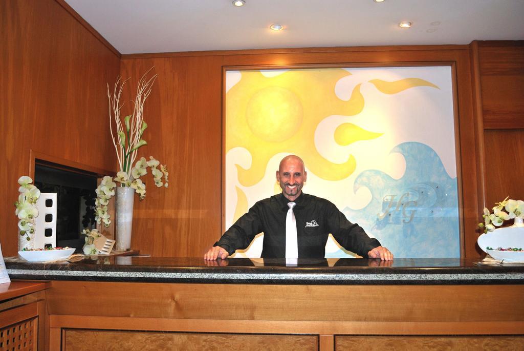 Hotel Galleano Laigueglia Bagian luar foto